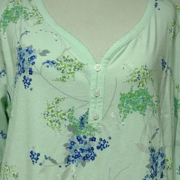 Floral Adonna cutoff pajamas, sz XXL - Picture 2 of 15